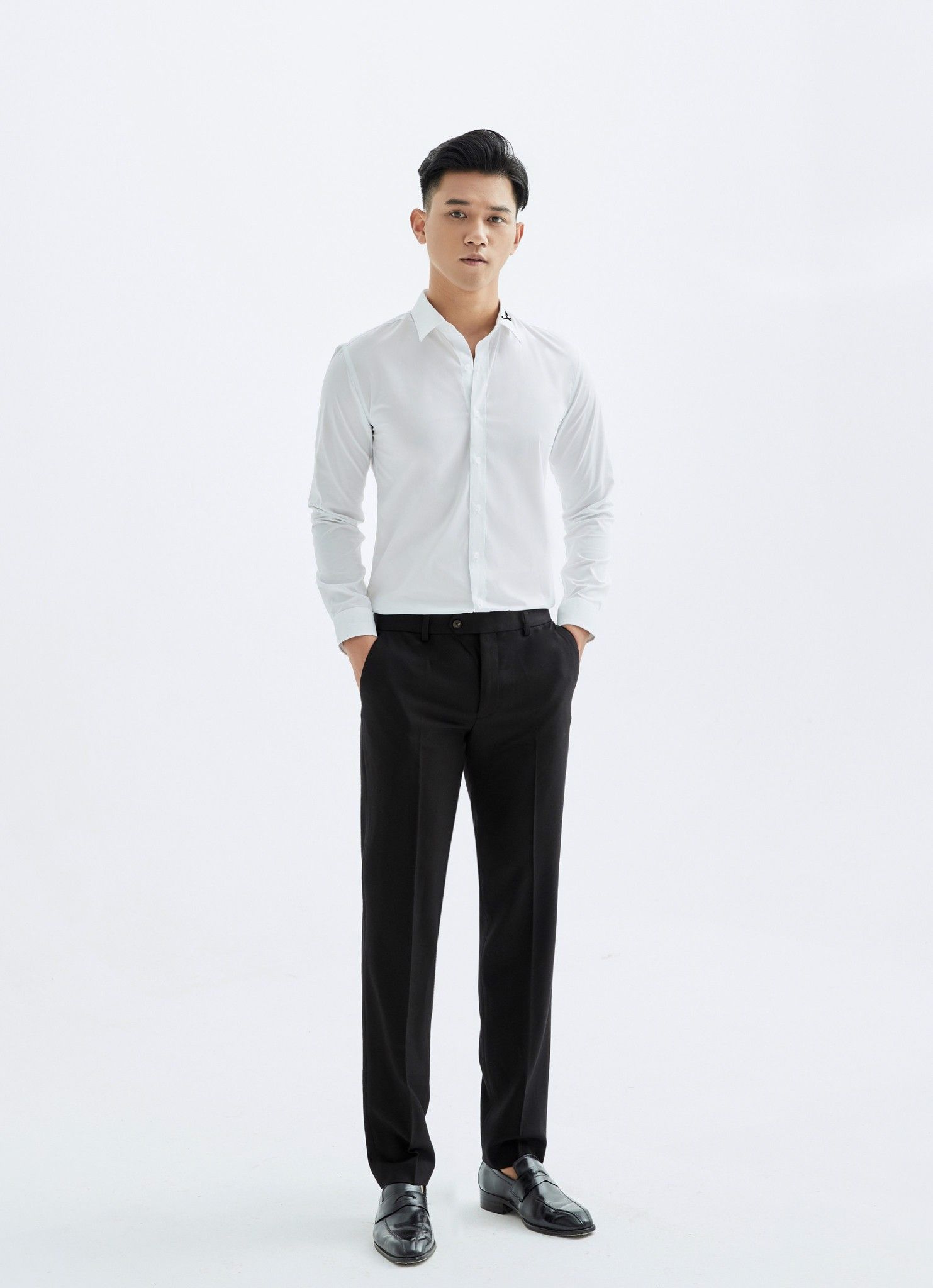 Áo sơ mi thêu Simple SMDT012TRK