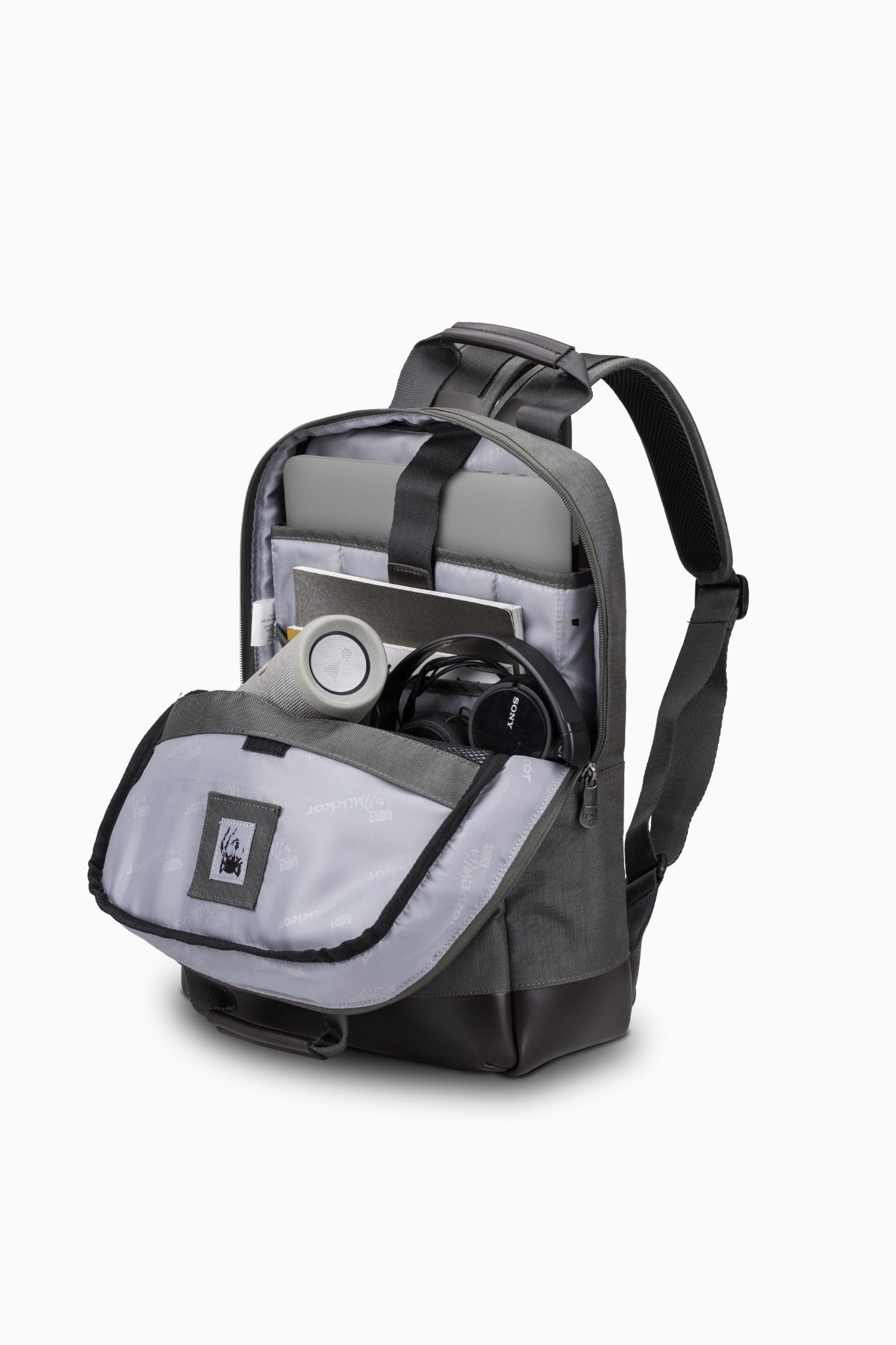 The Willis-Dark mouse grey