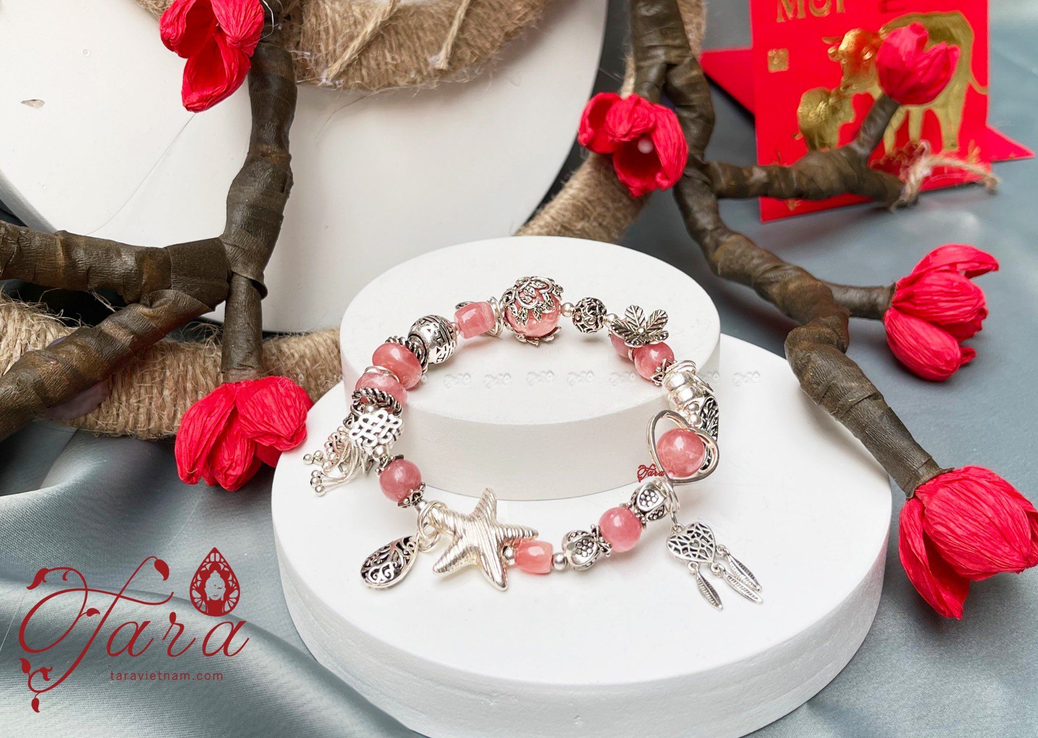 A001 - Vòng tay Đá Đào Hoa ngọt ngào mix Charm Bạc cao cấp