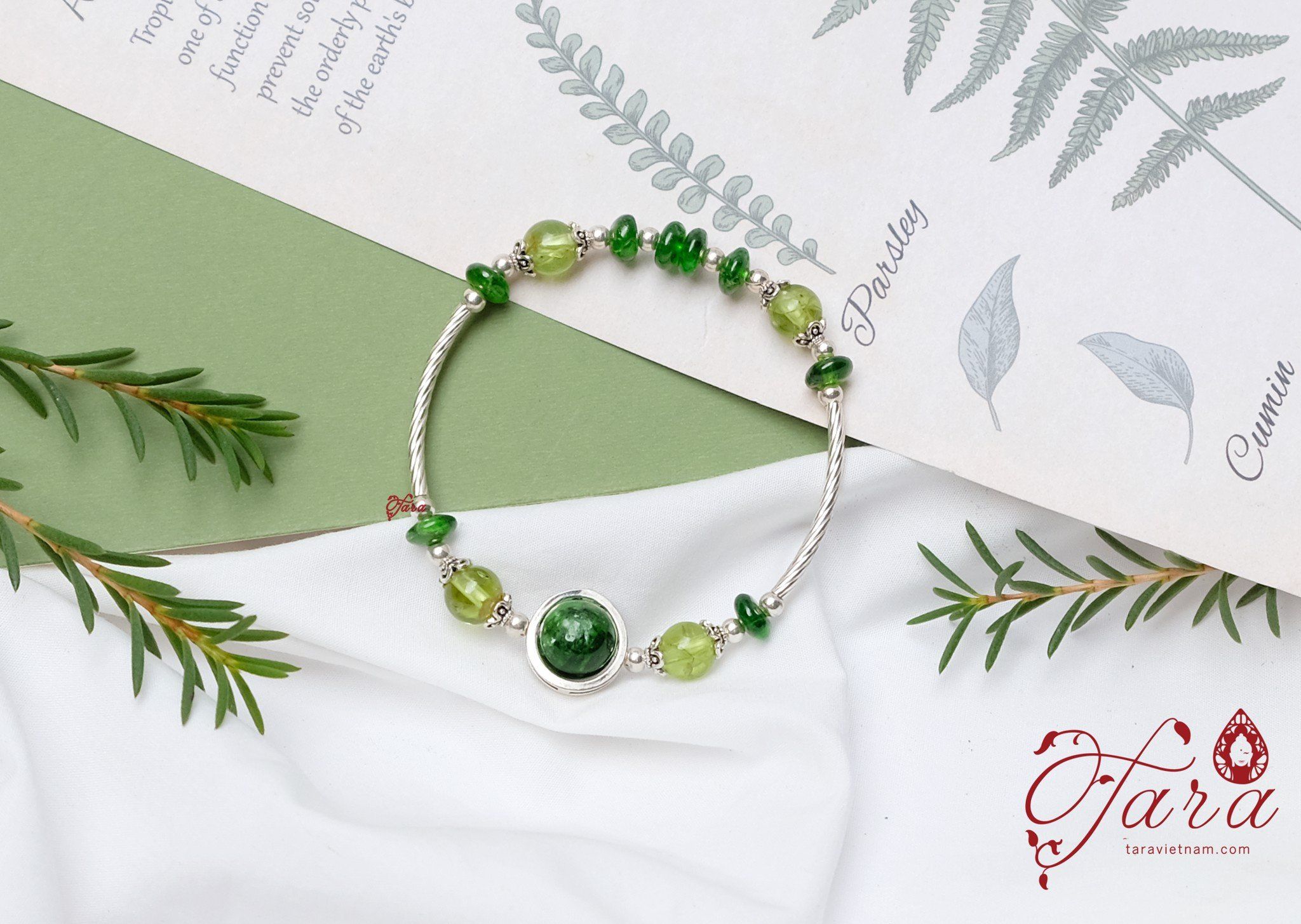 Diopside cá tính mix Peridot tao nhã