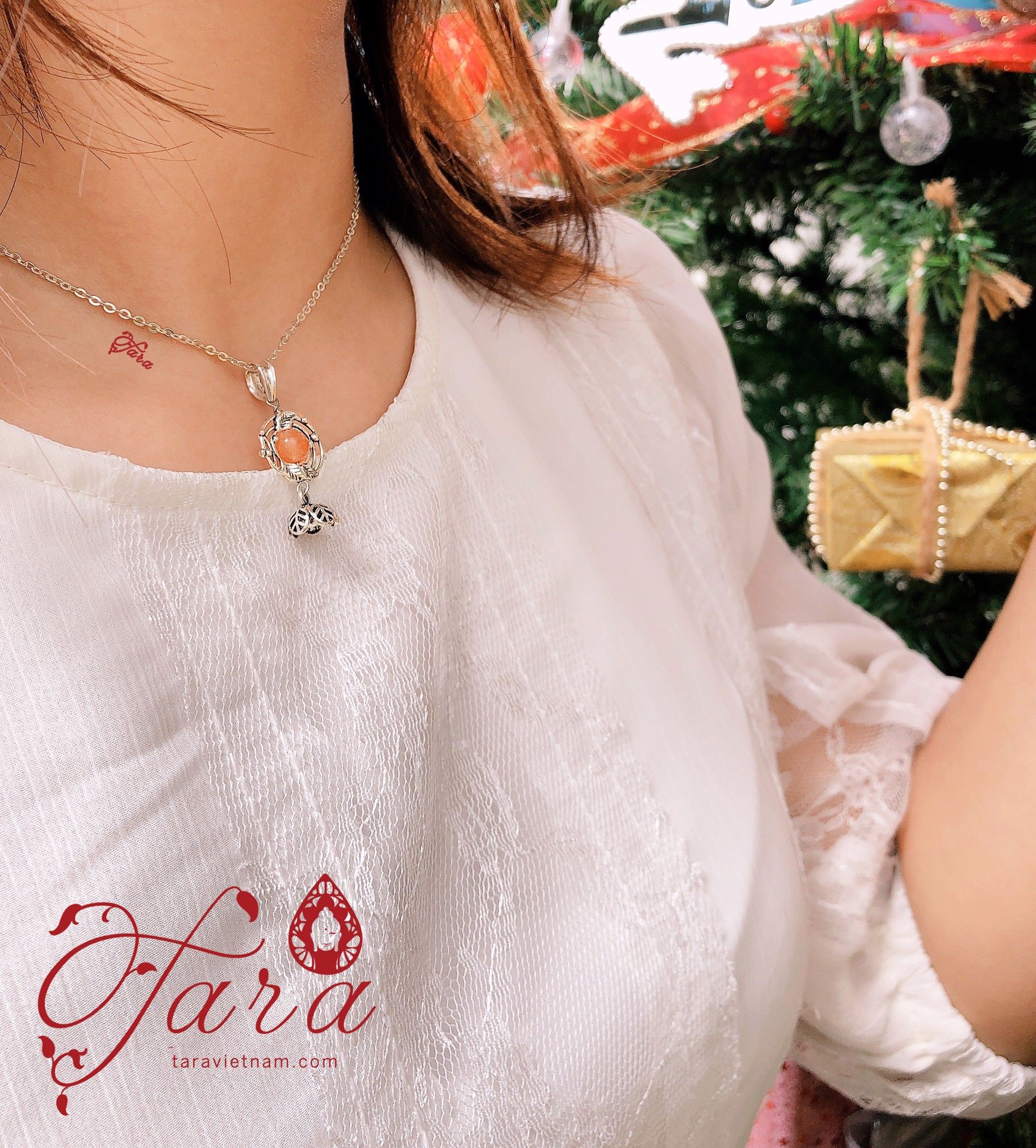Mặt dây chuyền đá Sunstone xinh xắn