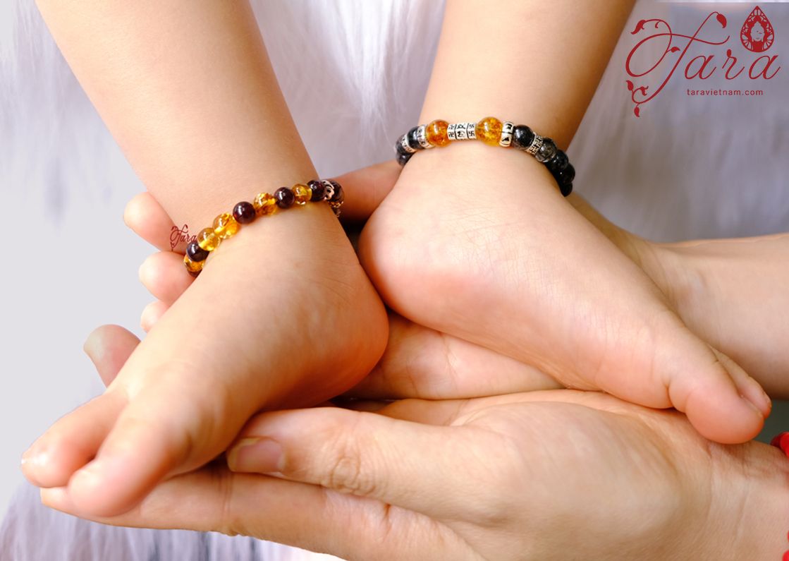 Lắc cho bé - Thạch anh tóc đen mix Hổ phách