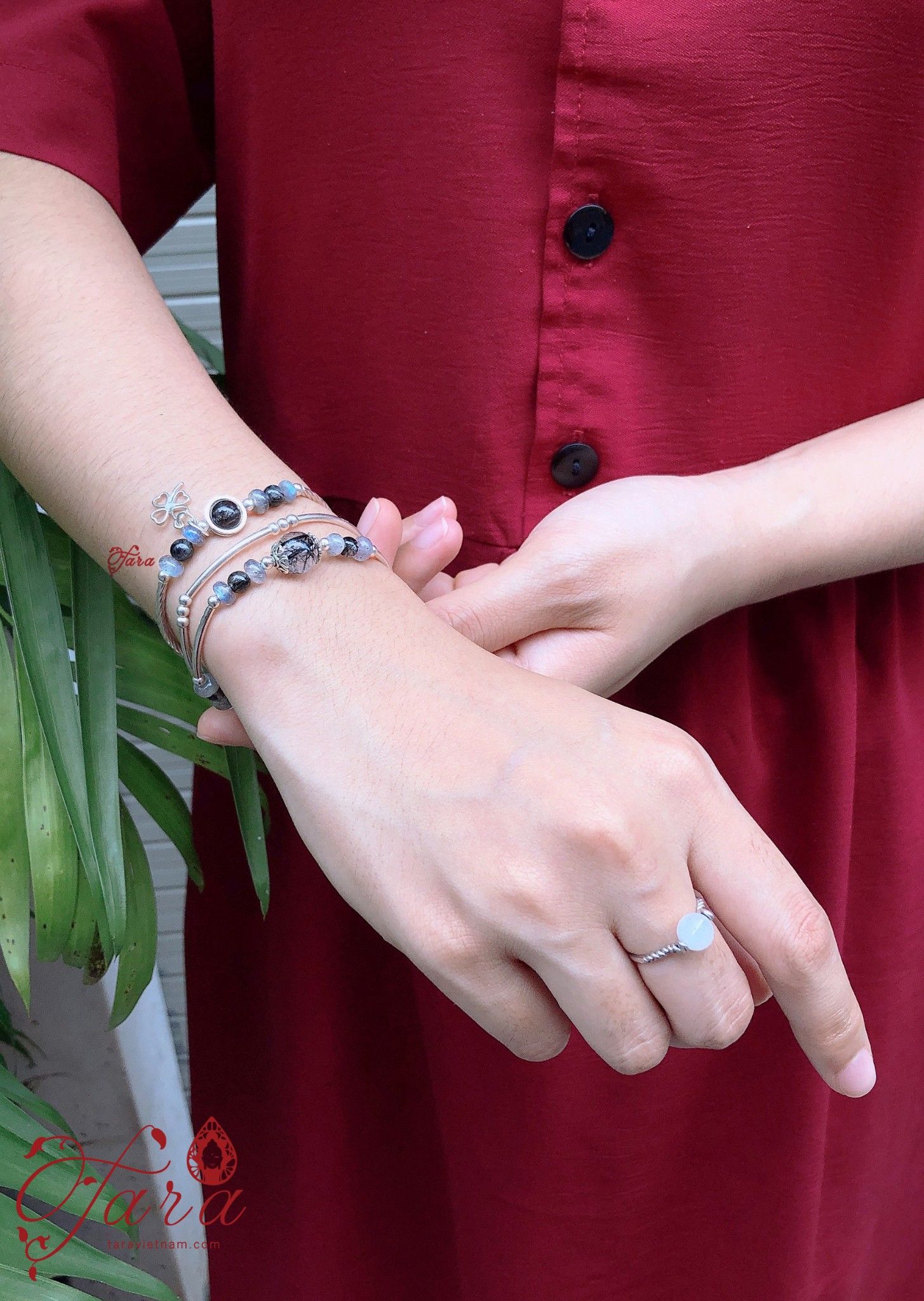 Kiềng Labradorite mix Thạch anh tóc đen và Charm bạc cao cấp