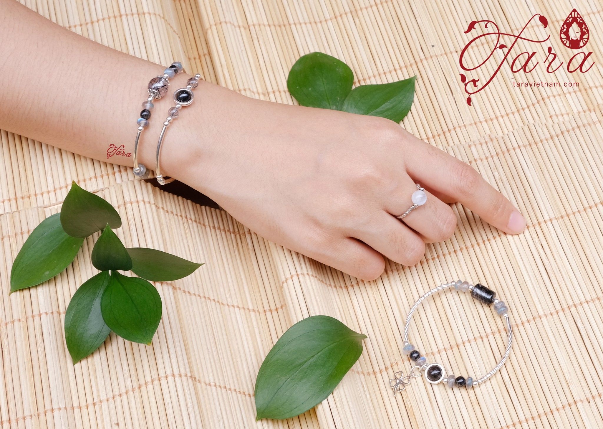 Lắc Labradorite mix Thạch anh tóc đen đơn giản