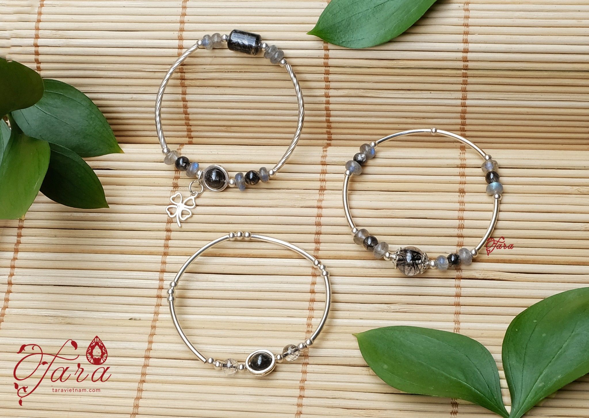 Kiềng Labradorite mix Thạch anh tóc đen và Charm bạc cao cấp