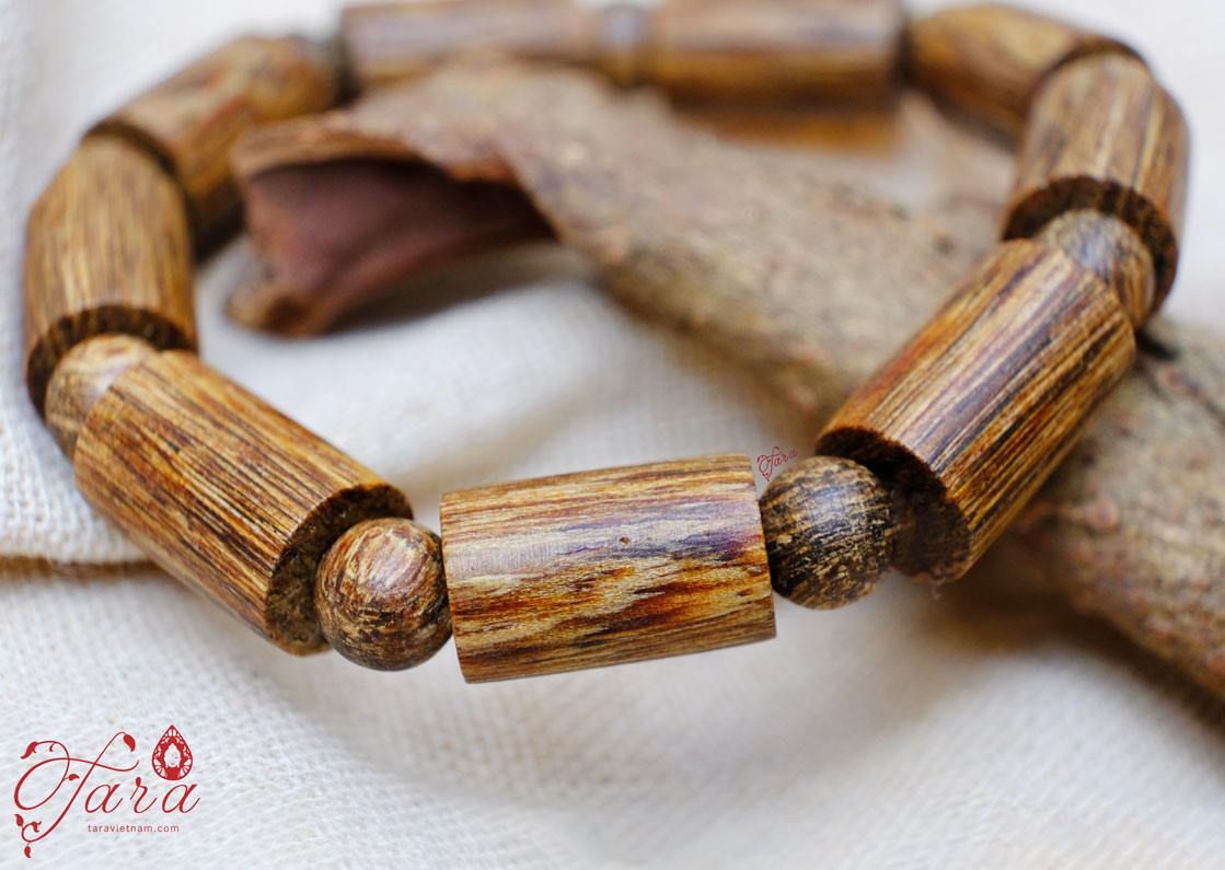 Vòng tay Trầm Hương đốt trúc- Sánh ép tự nhiên