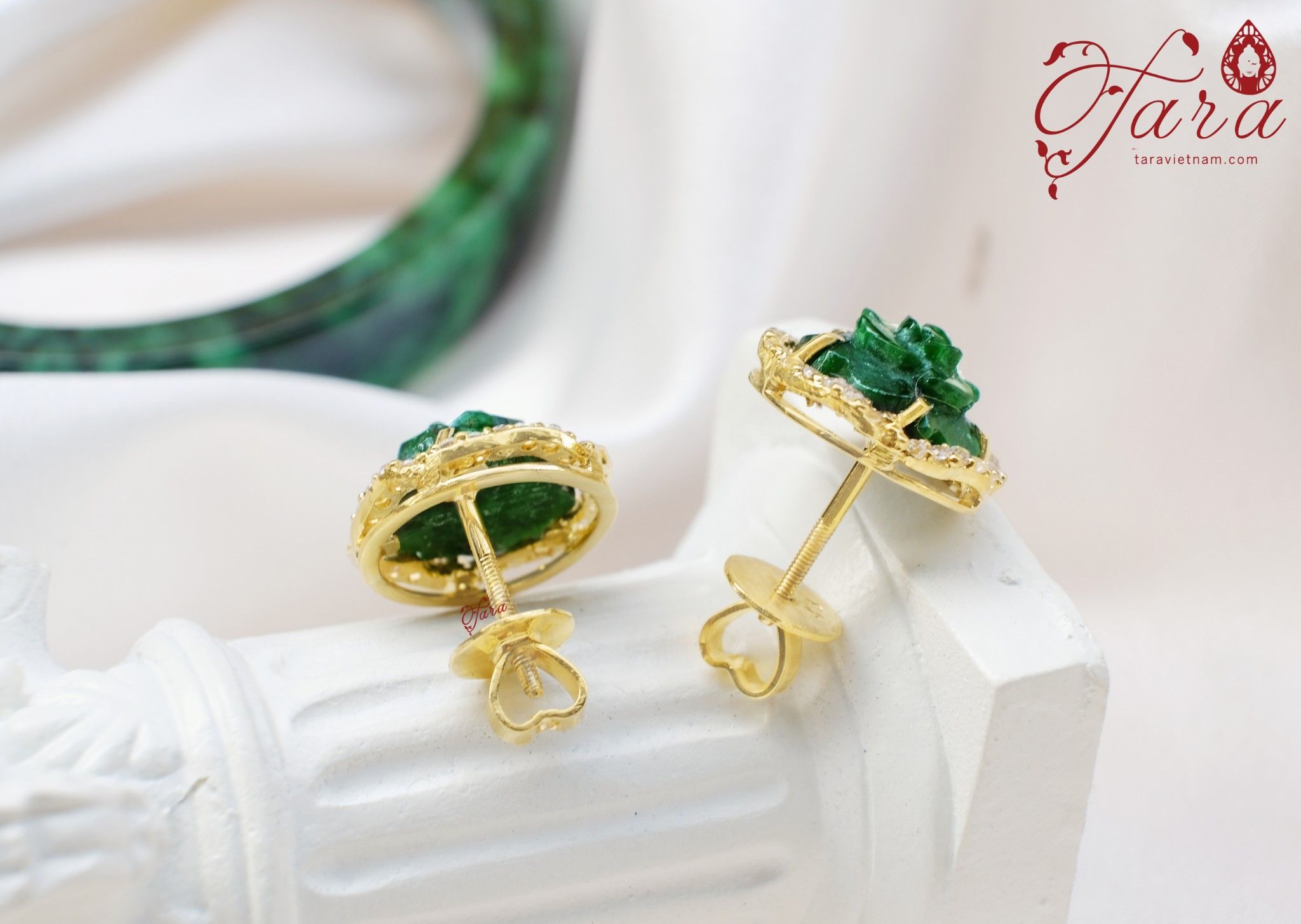 Bộ Cẩm Thạch Sơn Thuỷ bọc Vàng 610 sang trọng, cao cấp