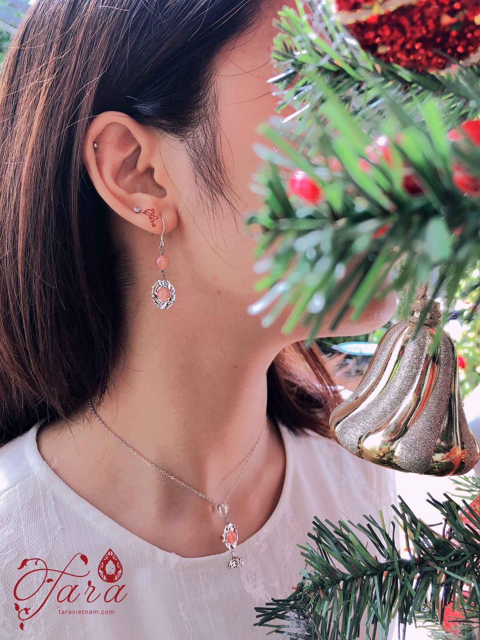 Bông tai bạc Thái 925 và đá Sunstone duyên dáng, nữ tính