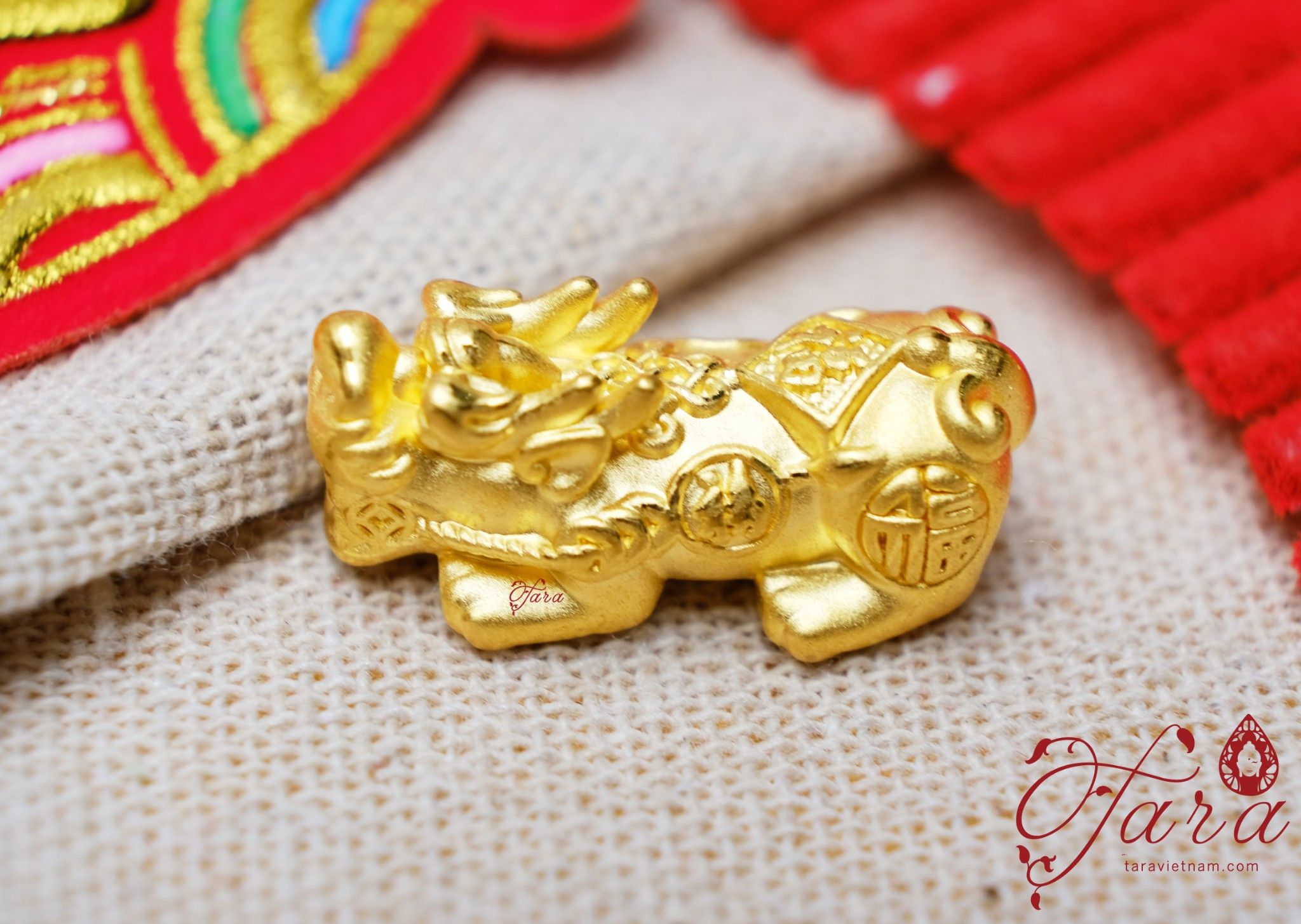  Charm Tỳ Hưu cõng chữ Phúc Vàng 24k 