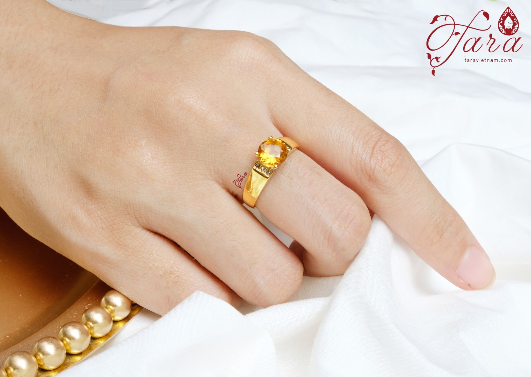  Nhẫn Citrine bọc Vàng 10k sang trọng 