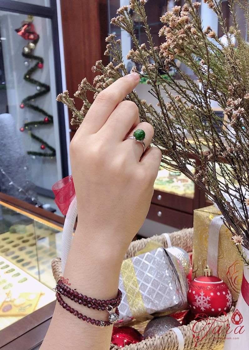 Nhẫn đá Diopside bọc bạc cao cấp