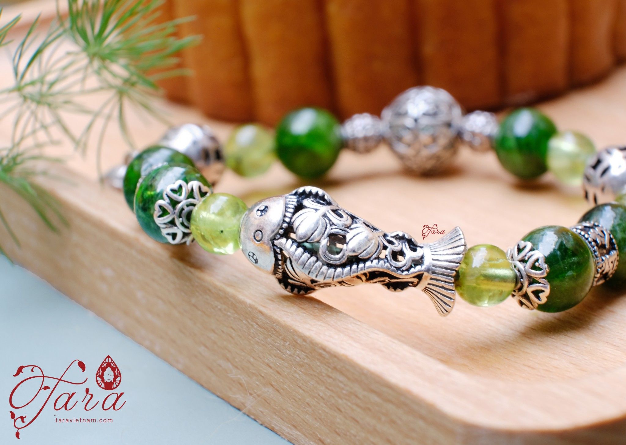 Vòng tay đá Diopside sang trọng và Peridot thanh nhã