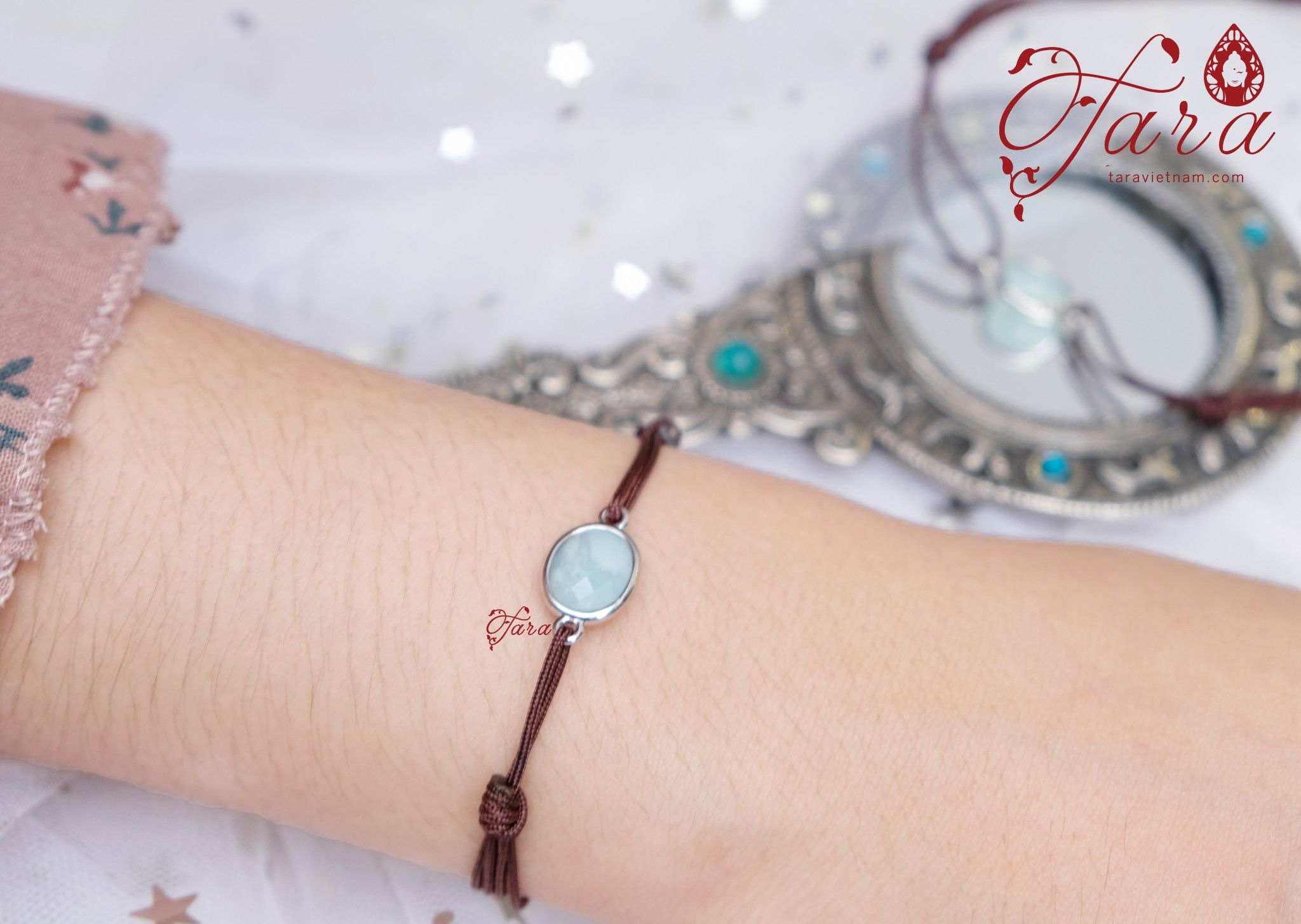 Lắc tay đá Aquamarine tinh tế, cuốn hút