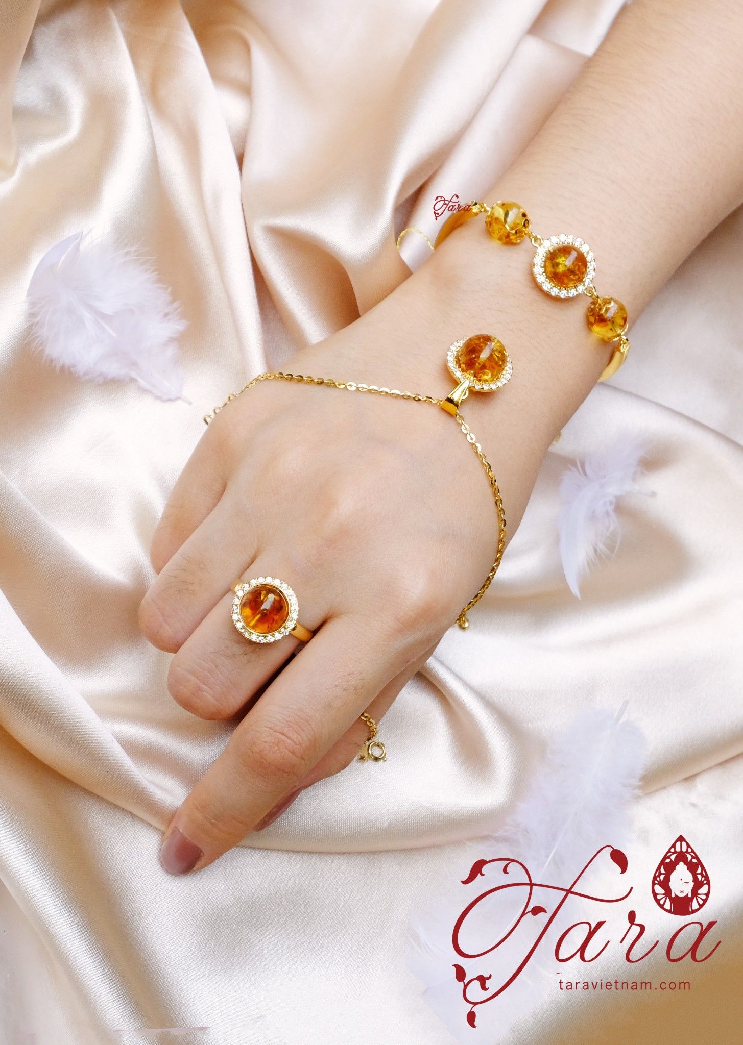 Nhẫn Hổ Phách cao cấp bọc Vàng 750 sang trọng
