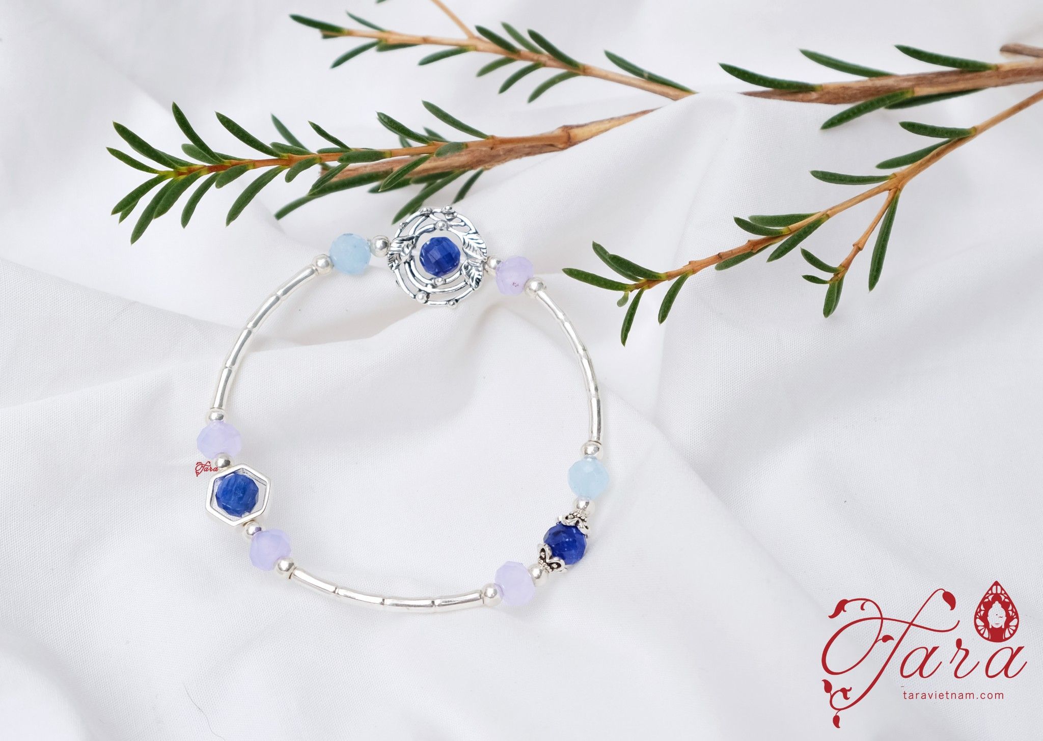 Lắc Aquamarine mix Kyanite và Mã Não xanh nhẹ nhàng, duyên dáng