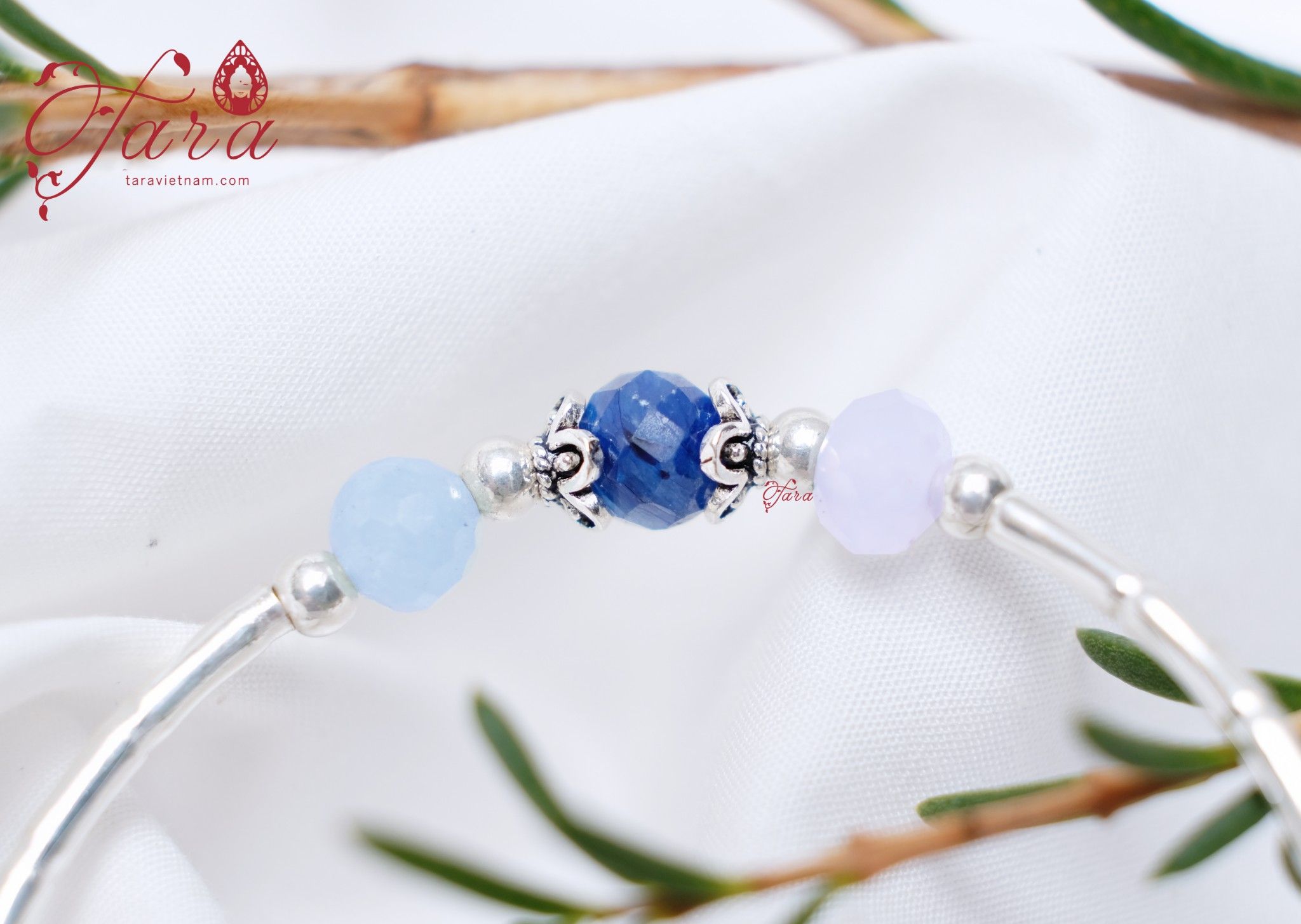 Lắc Aquamarine mix Kyanite và Mã Não xanh nhẹ nhàng, duyên dáng