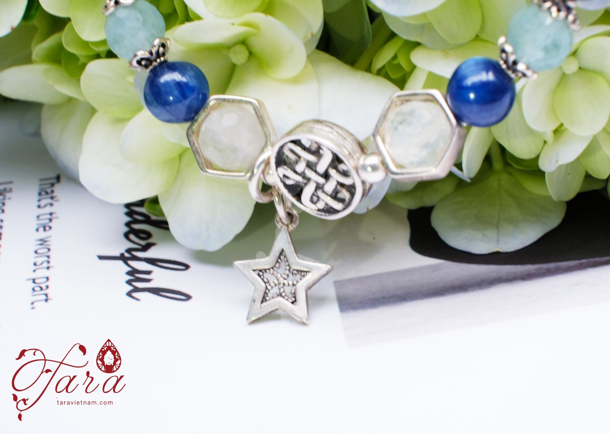 Vòng cặp đá Kyanite mix Aquamarine và Moonstone dàng tặng chàng và nàng