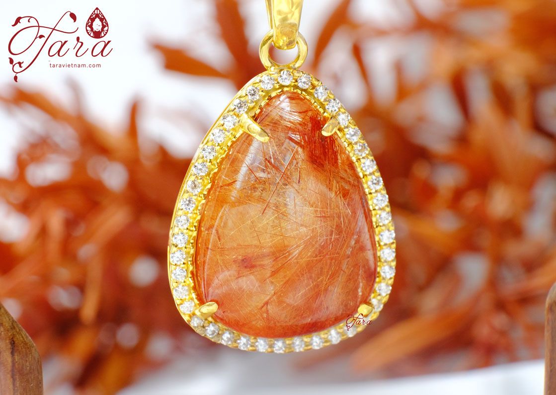 Mặt dây Thạch Anh Tóc Đỏ bọc Vàng 750 (18K) quyến rũ, nổi bật