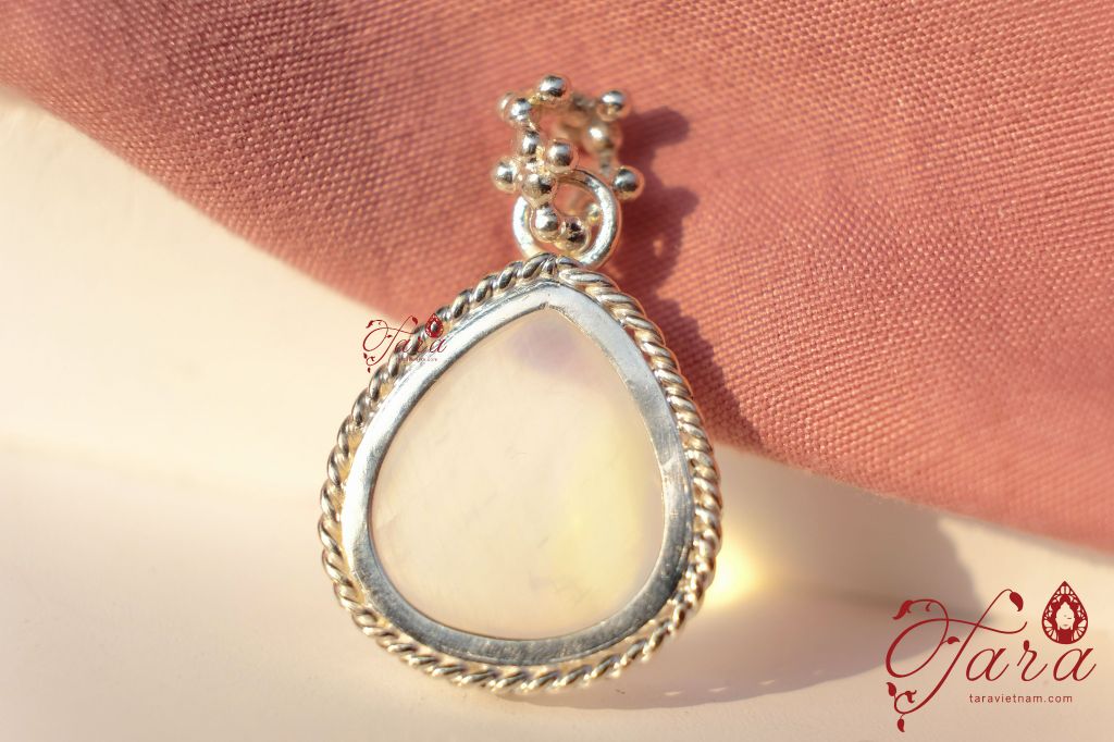  Mặt Dây Chuyền Moonstone Giọt Nước 