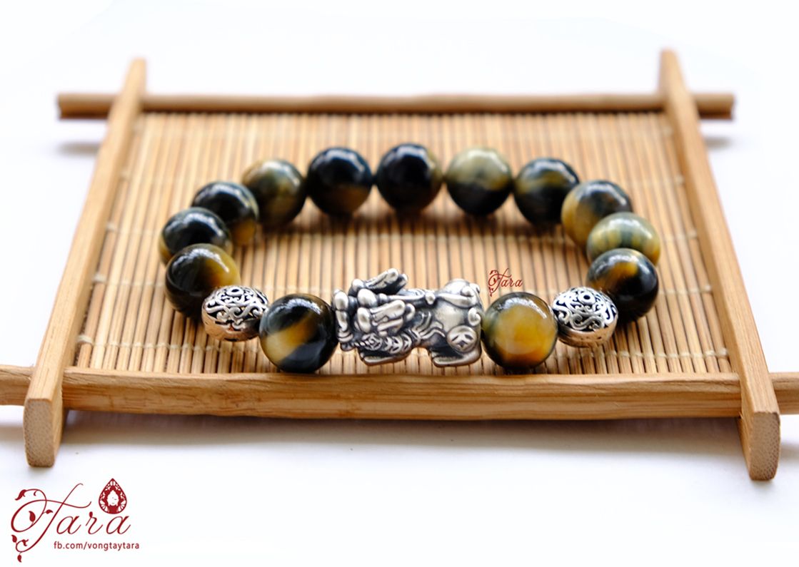 Vòng Nam đá Mắt Hổ Vàng Xanh mix Charm Tỳ Hưu Bạc 925