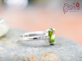  Nhẫn Peridot Trái Tim 