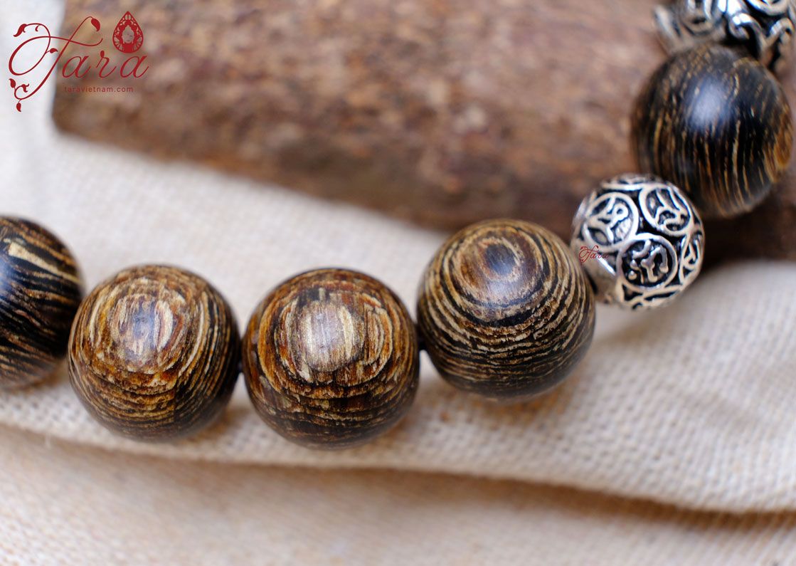 Set vòng tay Trầm Hương mix Charm Tỳ Hưu và Pháp khí Phật Giáo bạc Thái 925