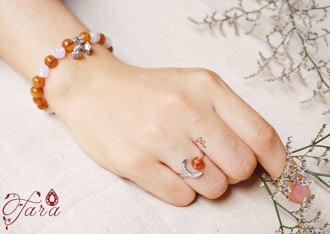 Nhẫn Bạc cao cấp Thạch anh tóc nâu đỏ ôm Mặt trăng