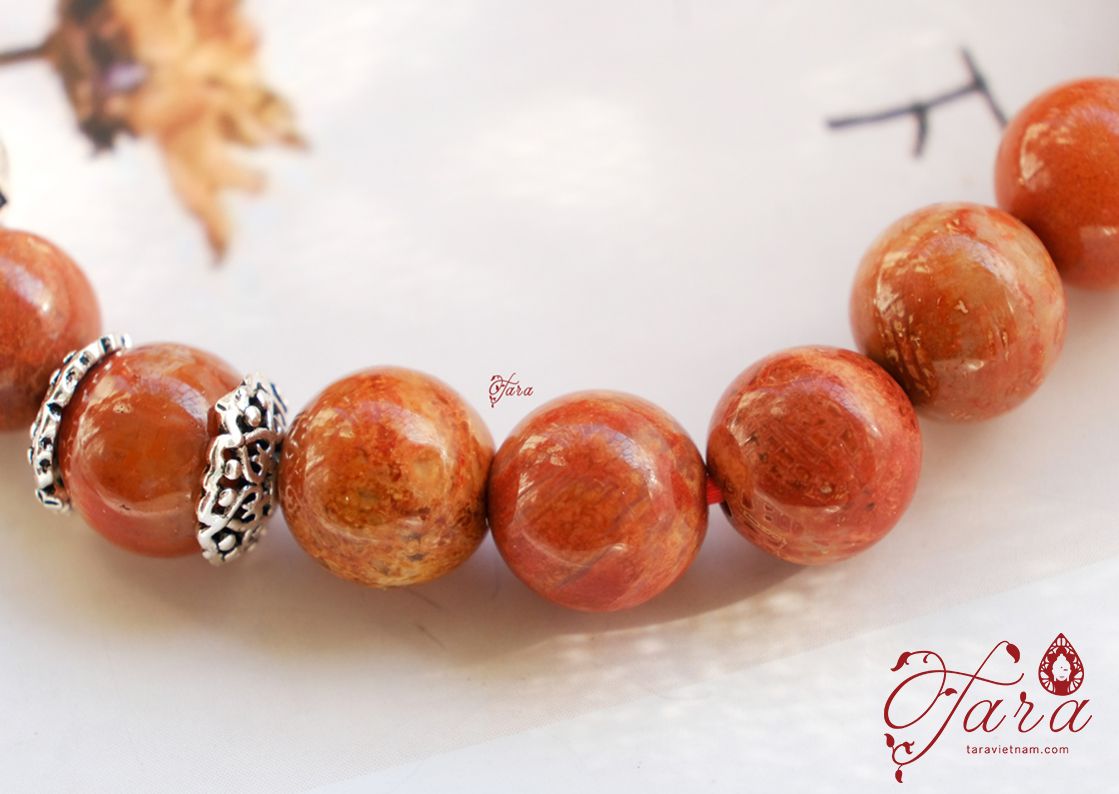 Vòng San hô đỏ hoá thạch mix Charm bàn tay Hamsa Bạc 925 cao cấp
