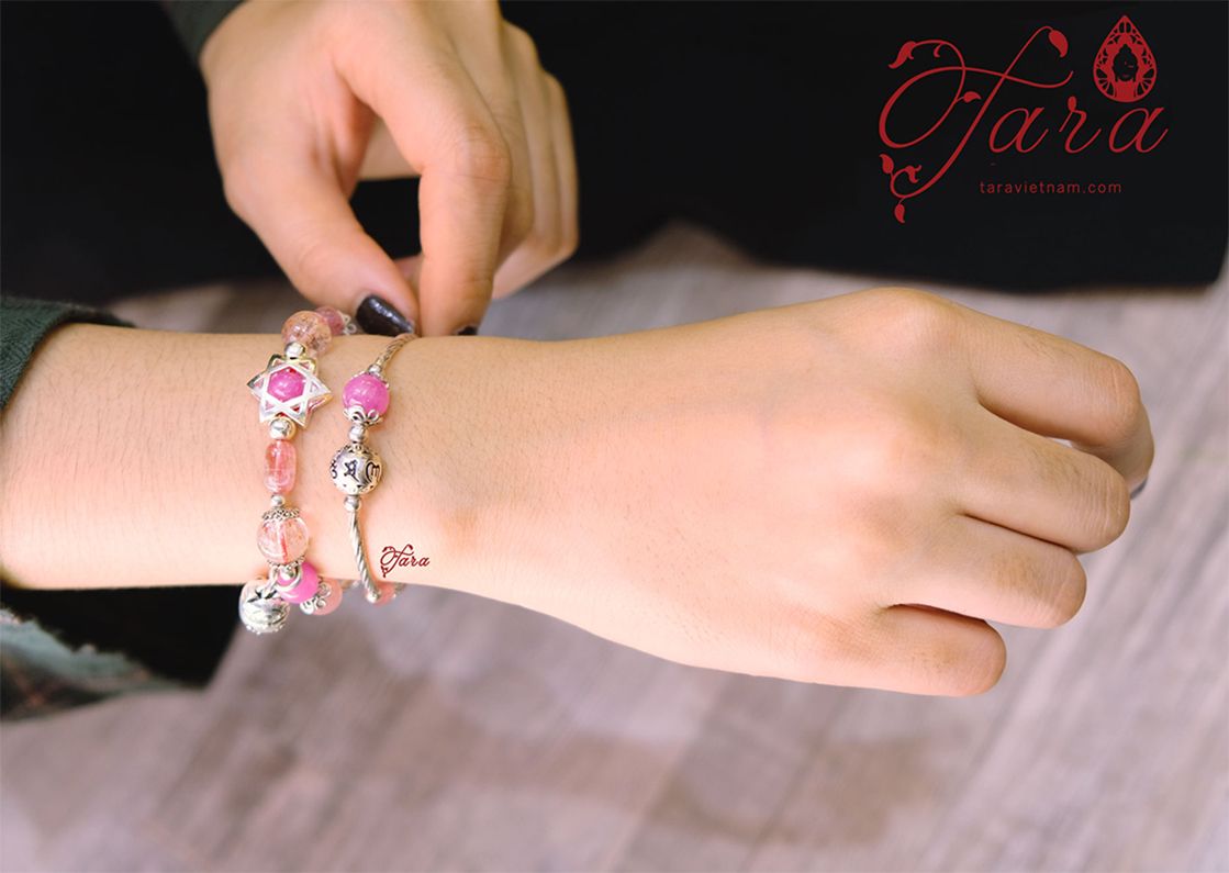 Vòng tay Super Seven mix Ruby, Tourmaline và Charm Bạc 925