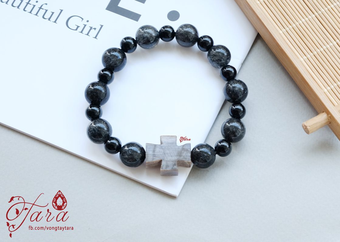 Chuỗi Mân Côi Thach Anh Tóc Đen và Thánh Giá Gỗ Hoá Thạch