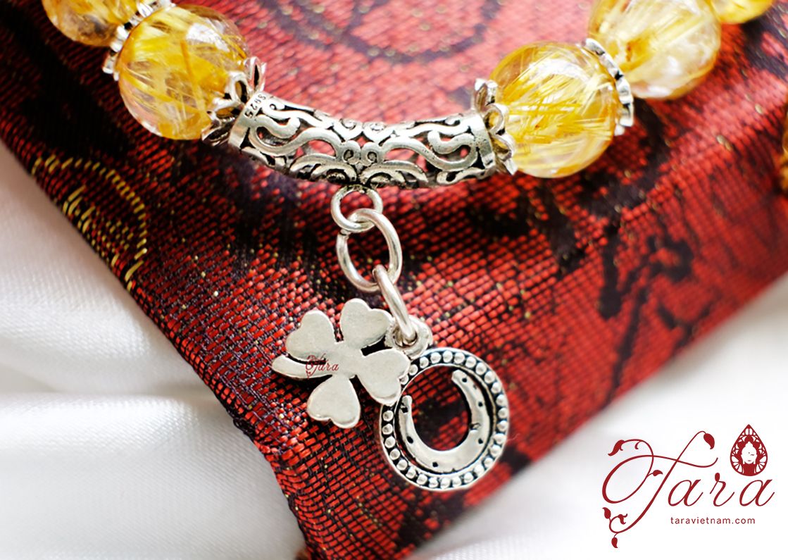 Kiềng Thạch anh tóc vàng mix Charm bạc- Công việc hanh thông- Tài lộc may mắn