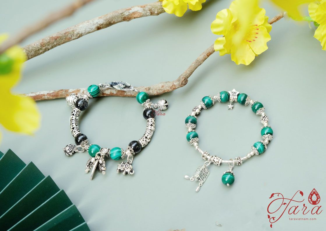 Vòng tay đá Khổng Tước mix Charm Bạc 925 cao cấp