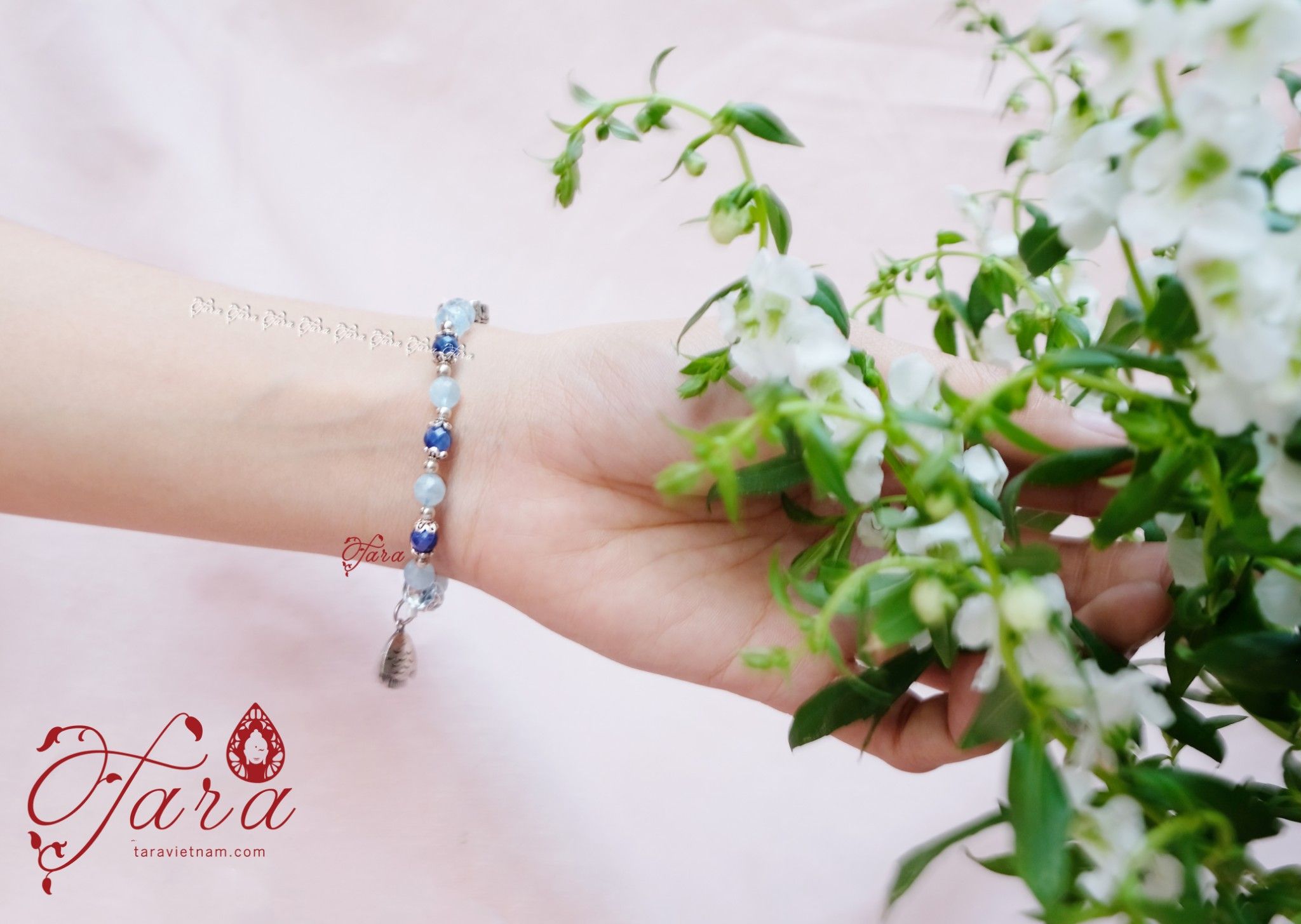 A006 - Vòng tay Kyanite giác mix Topaz và Aquamarine xinh xắn, thanh lịch
