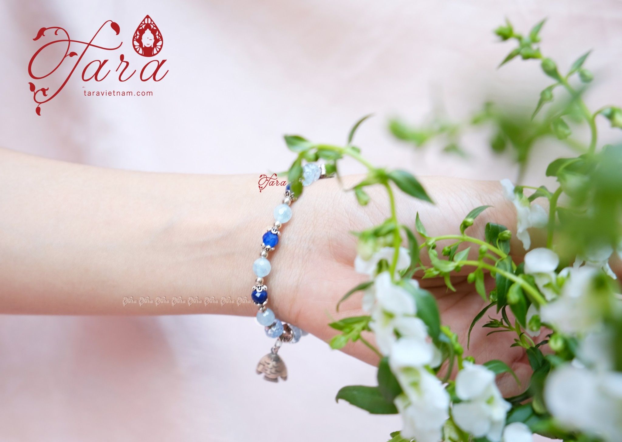 A006 - Vòng tay Kyanite giác mix Topaz và Aquamarine xinh xắn, thanh lịch