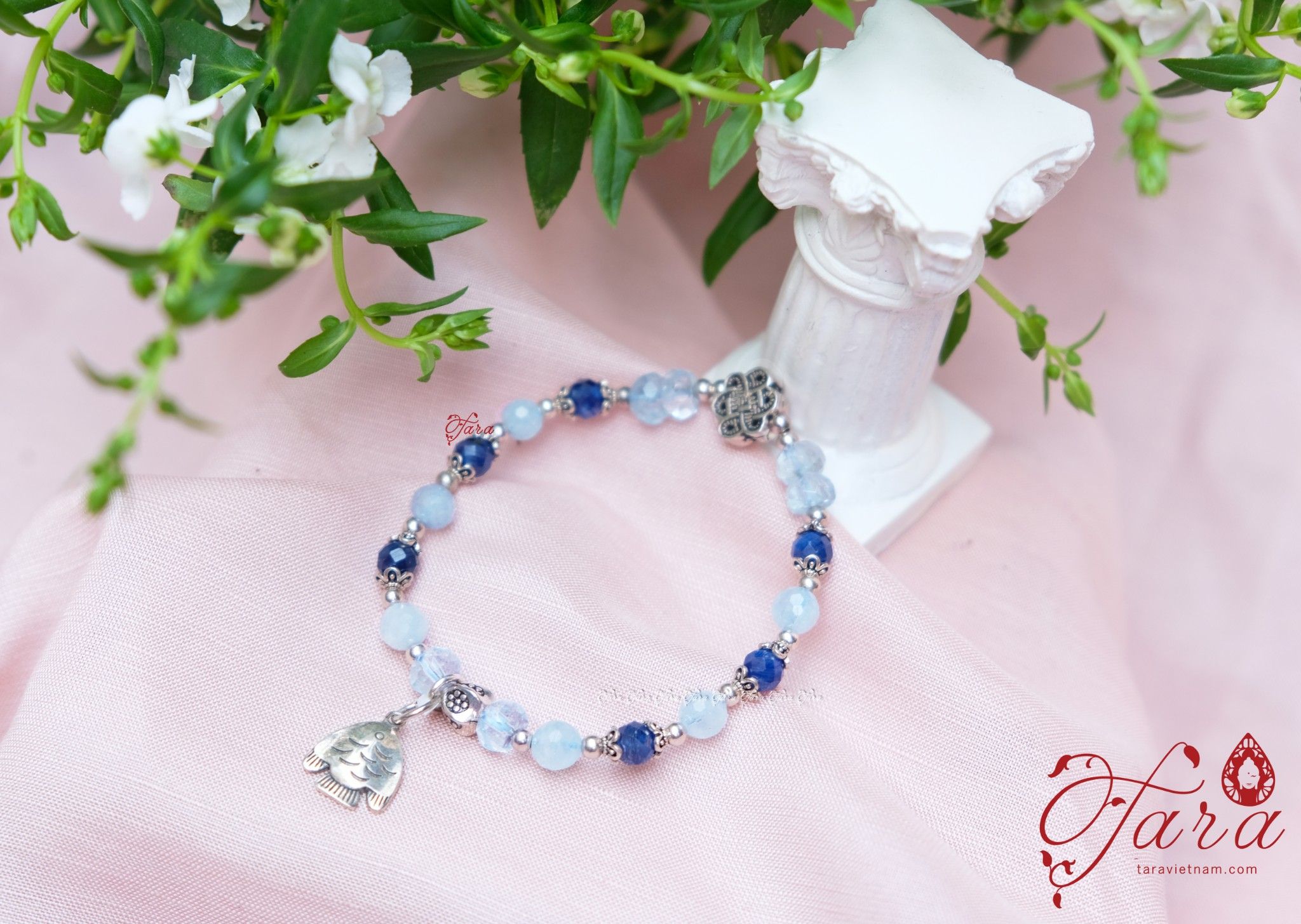 A006 - Vòng tay Kyanite giác mix Topaz và Aquamarine xinh xắn, thanh lịch