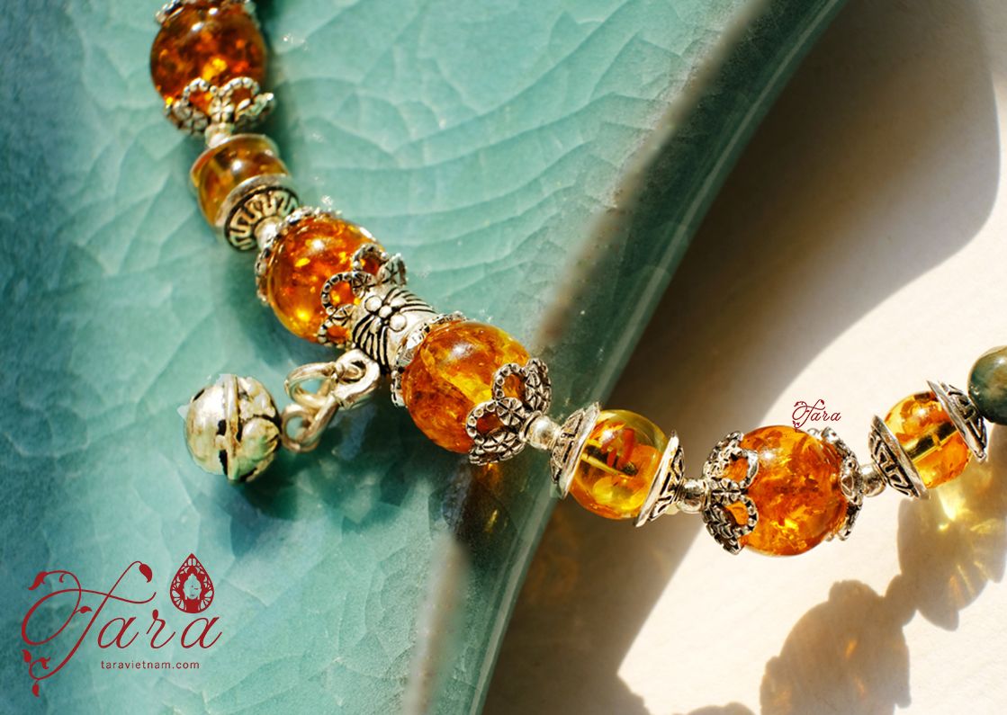 Dây chuyền đá Tourmaline tươi vui mix Hổ Phách và Chuông bạc xinh yêu