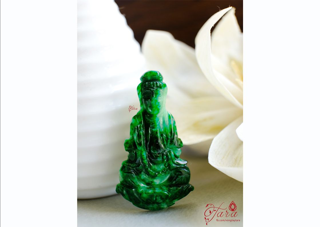 Mặt dây Quan Âm Cẩm thạch Sơn Thuỷ bọc Bạc xi Bạch kim