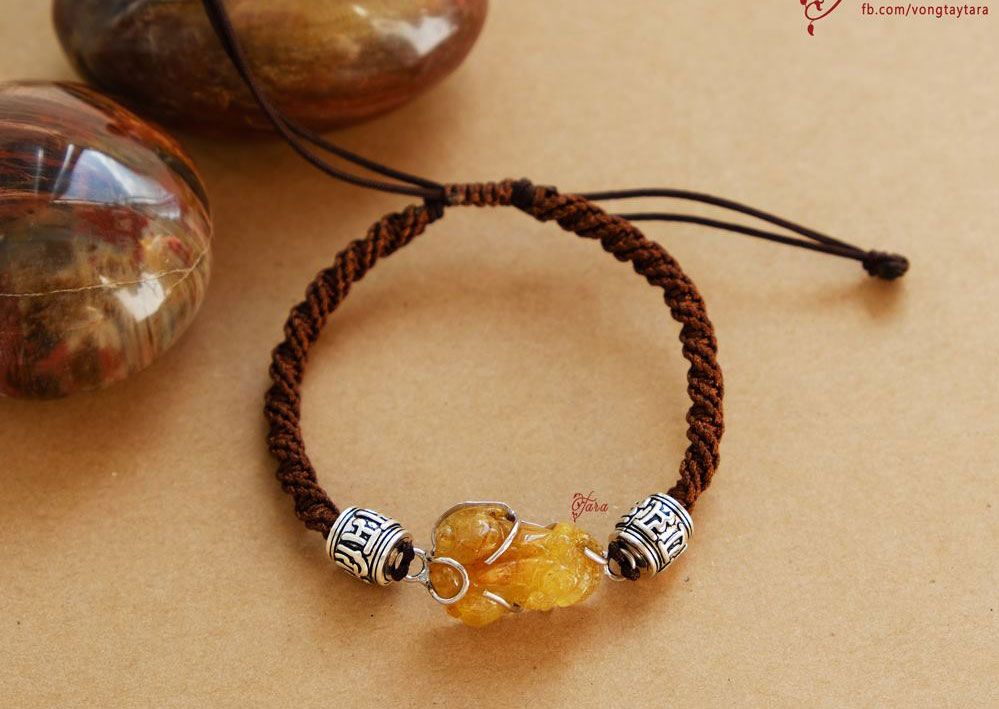 Vòng Tỳ Hưu Thạch anh Tóc Vàng dây vải mix Charm Chú Đại Bi bạc 925