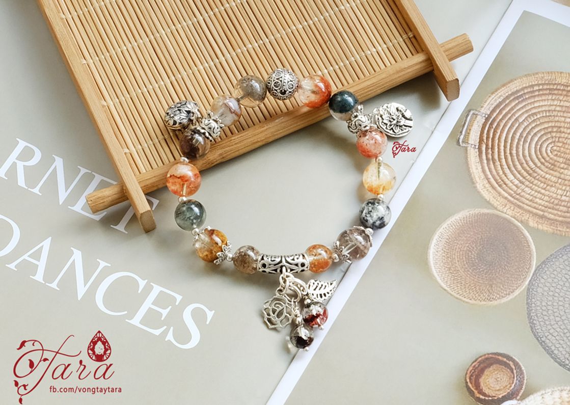 Vòng Tay Ưu Linh Hoa mix Charm Hoa Lá