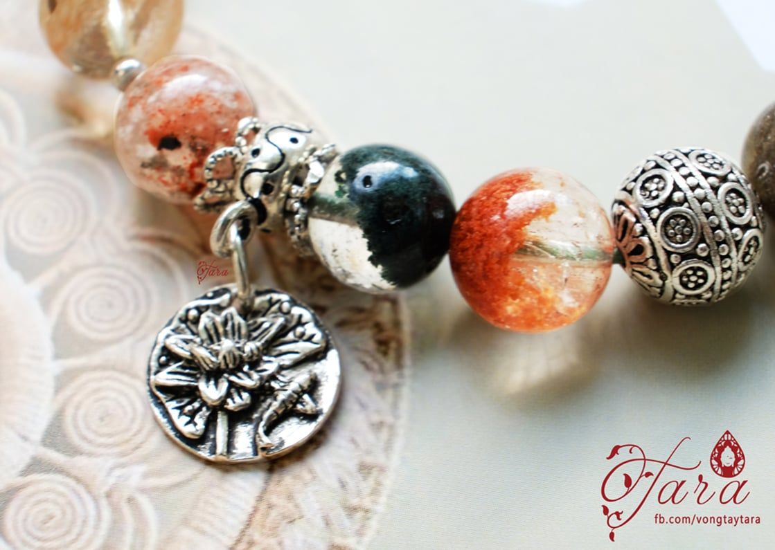Vòng Tay Ưu Linh Hoa mix Charm Hoa Lá