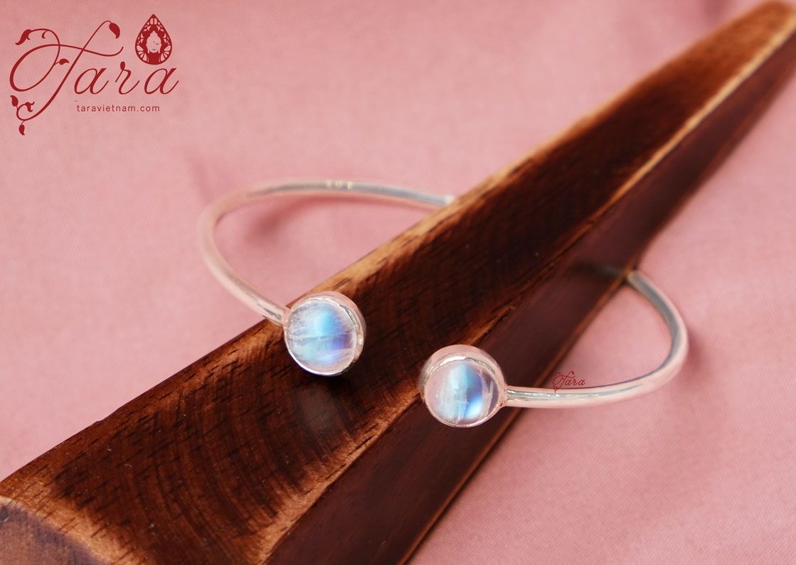 Kiềng bạc đá Moonstone phong cách tối giản