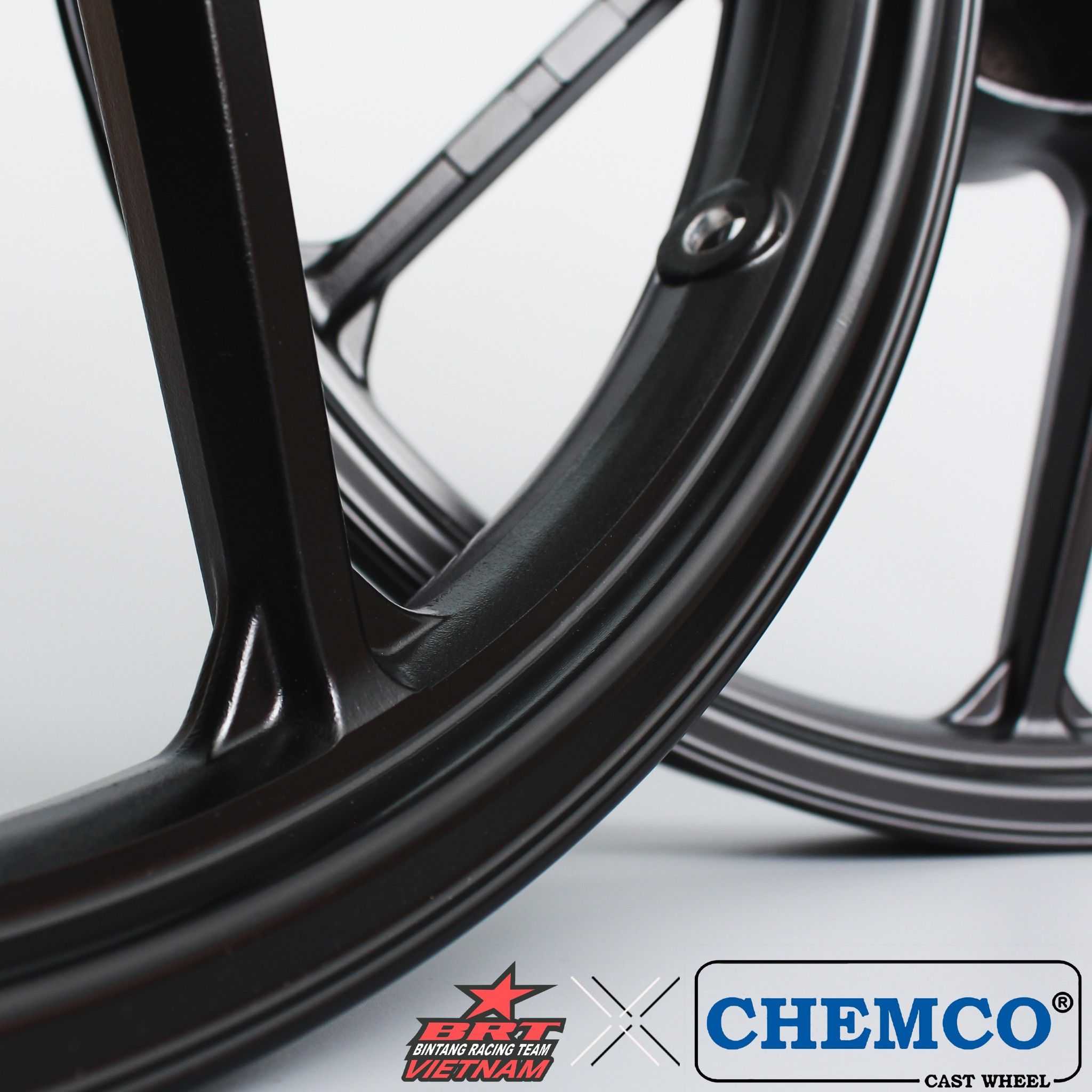 Mâm Exciter150 BLACK - 1.6-1.6/17 - BRT Chemco