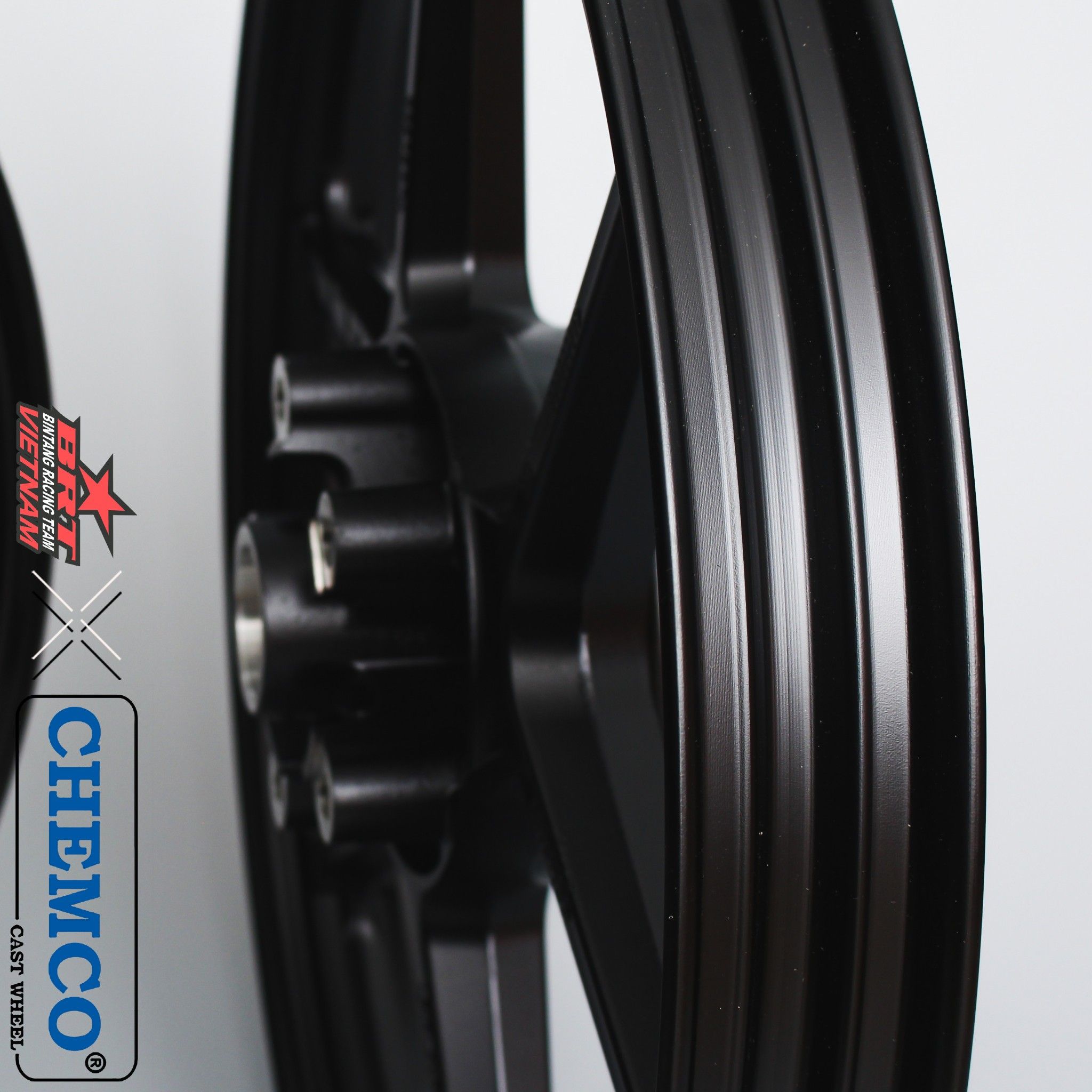 Mâm Exciter150 BLACK - 1.6-1.6/17 - BRT Chemco