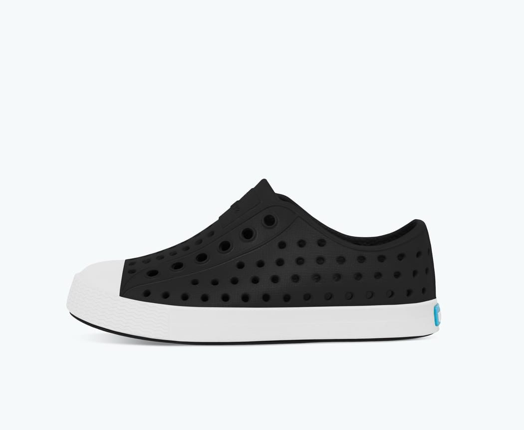 GIÀY NATIVE J JEFFERSON JUNIOR (12100100) JIFFY BLACK/ SHELL WHITE