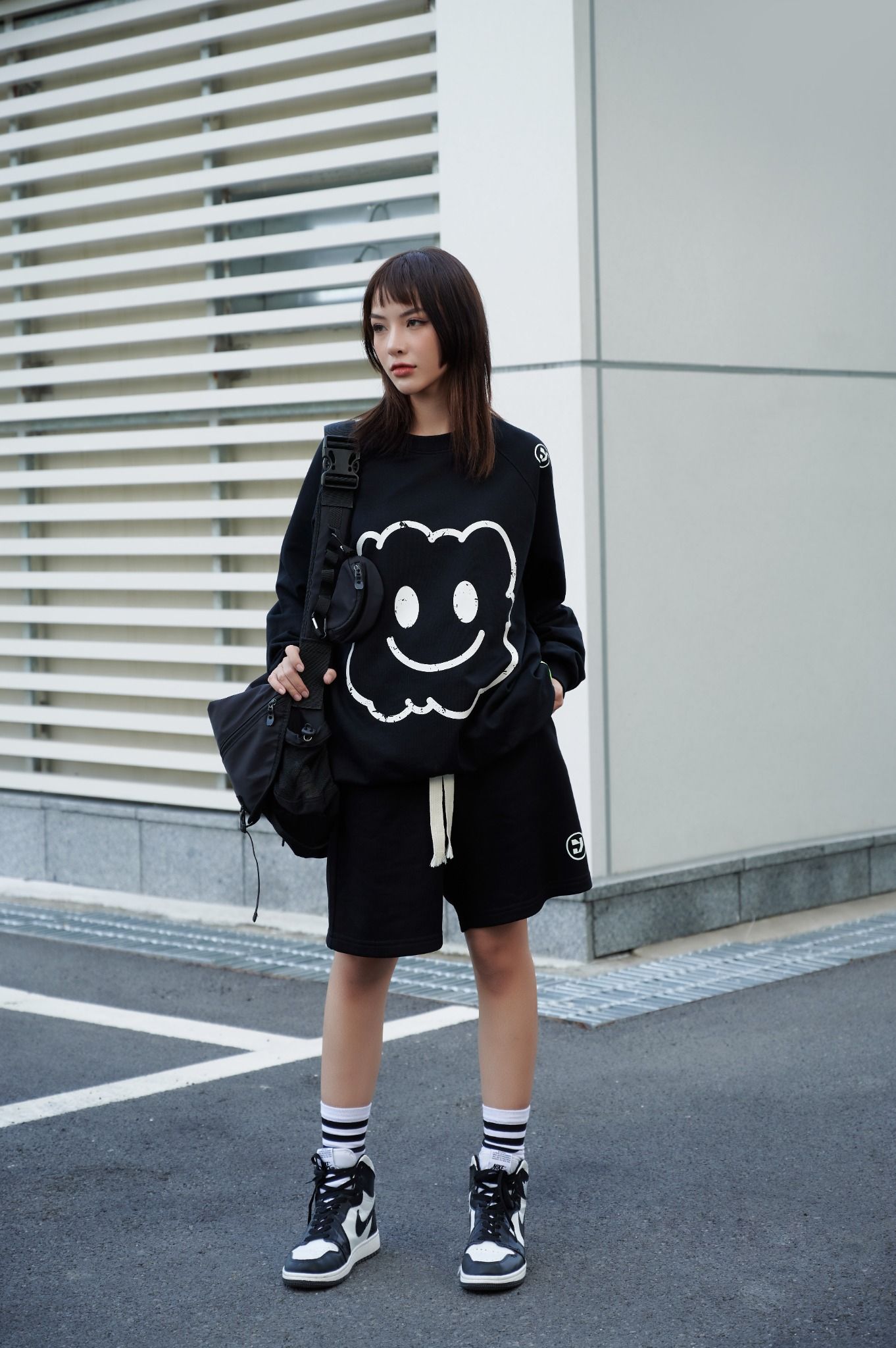  Áo Sweater Unisex ONYOU Smile Box SW007 