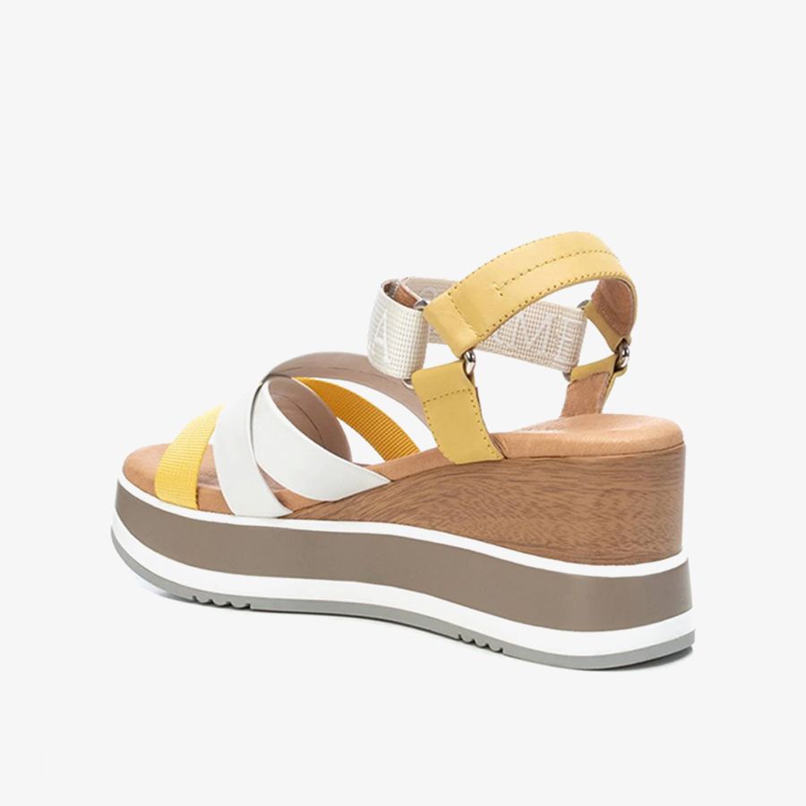  Giày Đế Xuồng Nữ CARMELA Yellow Leather Ladies Sandals 