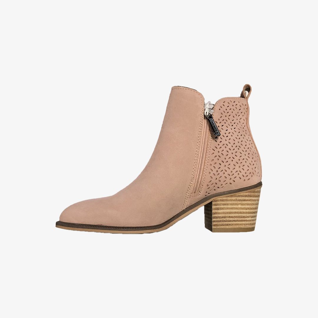  Giày Boots Nữ CARMELA Nude Suede Ladies Ankle Boots 