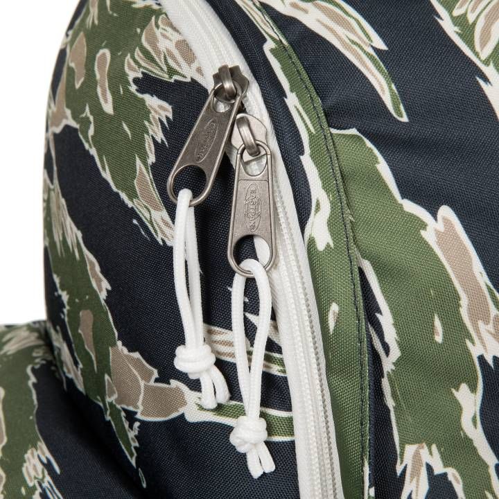 Balo unisex eastpak out of office camo'ed (ek76740w) forest (44x29.5x22cm)
