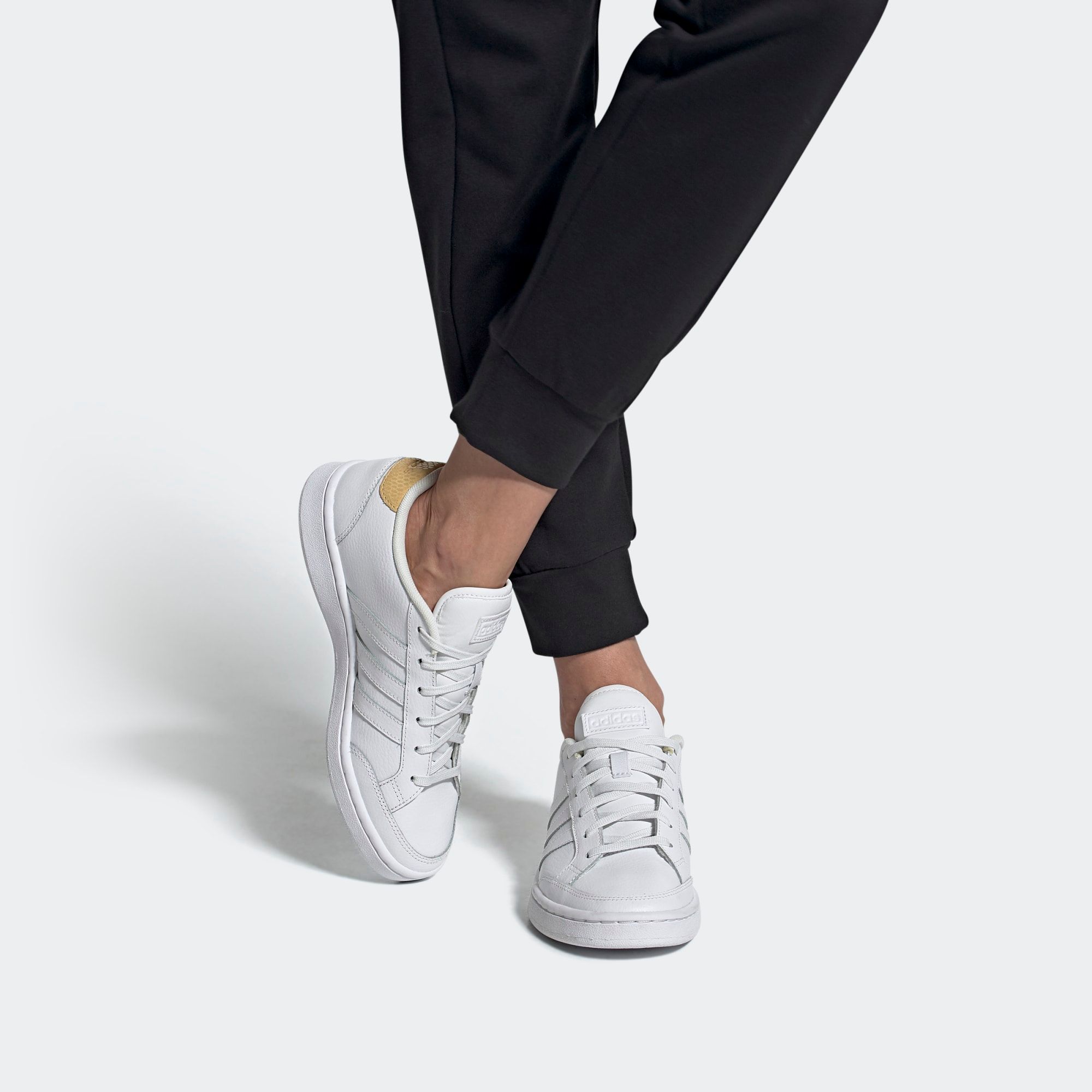 Giày Sneaker Nữ Adidas Grand Court Se