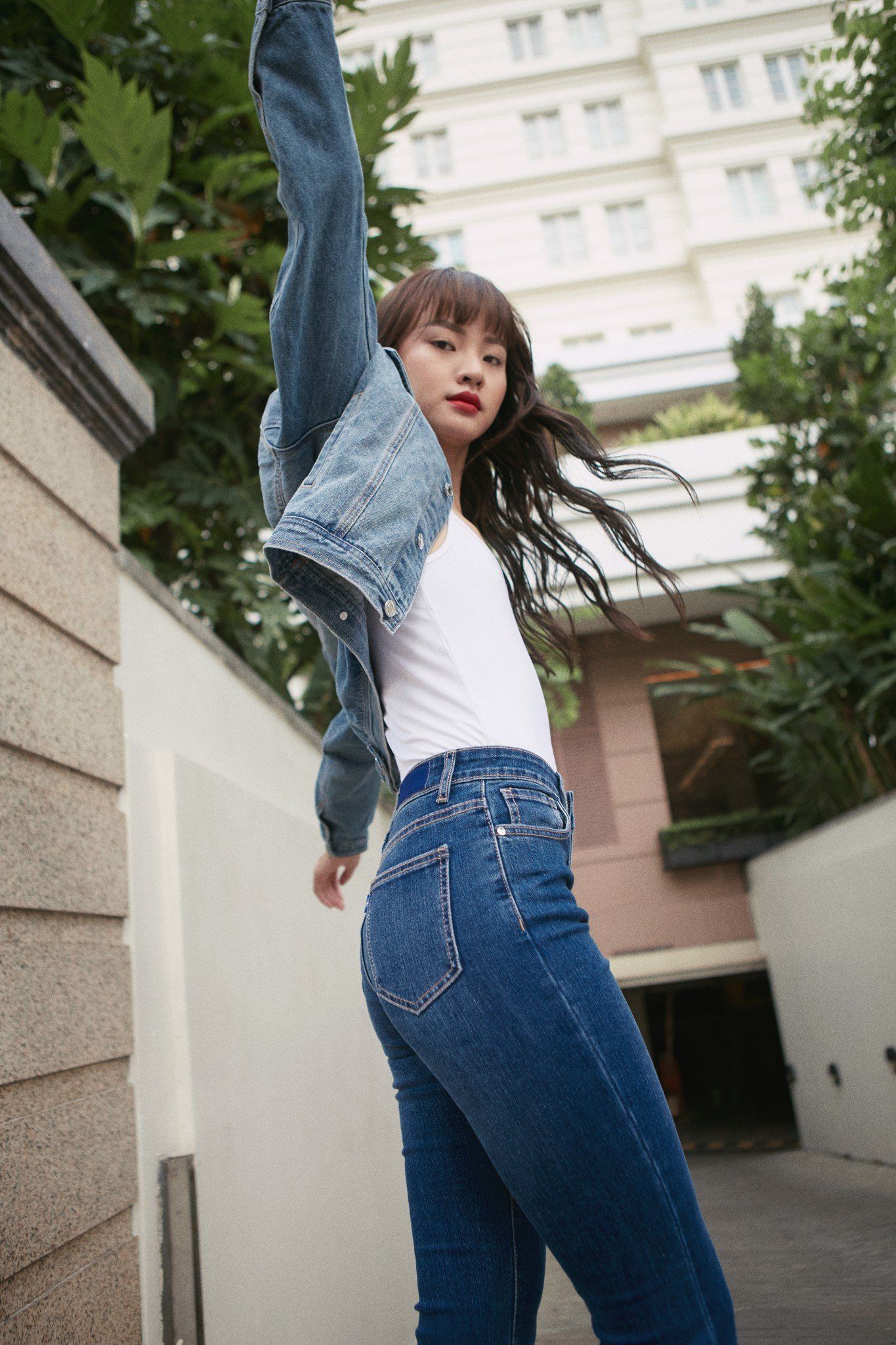  Quần Dài Nữ TheBlueTshirt Edgy Flare Jeans - Elastic Blue 